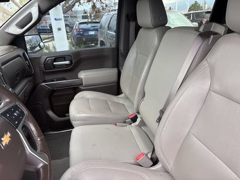 Used 2019 Chevrolet Silverado 1500 LTZ AWD/4WD image 11