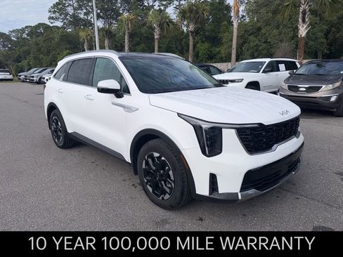 Certified 2025 Kia Sorento S w/ Panoramic Sunroof Package FWD image 1