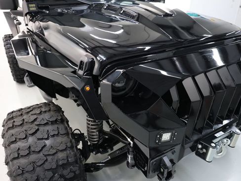 Used 2025 Jeep Wrangler Unlimited Sport AWD/4WD image 62