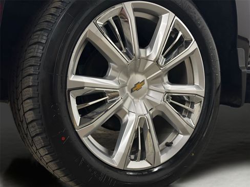 Certified 2022 Chevrolet Silverado 1500 High Country w/ High Country Premium Package image 53