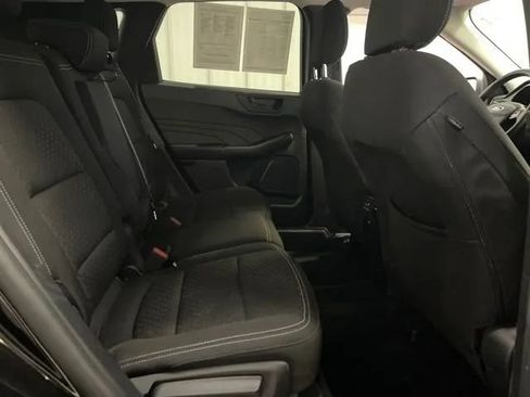 Used 2023 Ford Escape Active w/ Tech Pack #1 AWD/4WD image 16