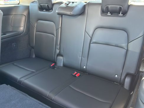 Used 2023 Nissan Pathfinder SL image 20