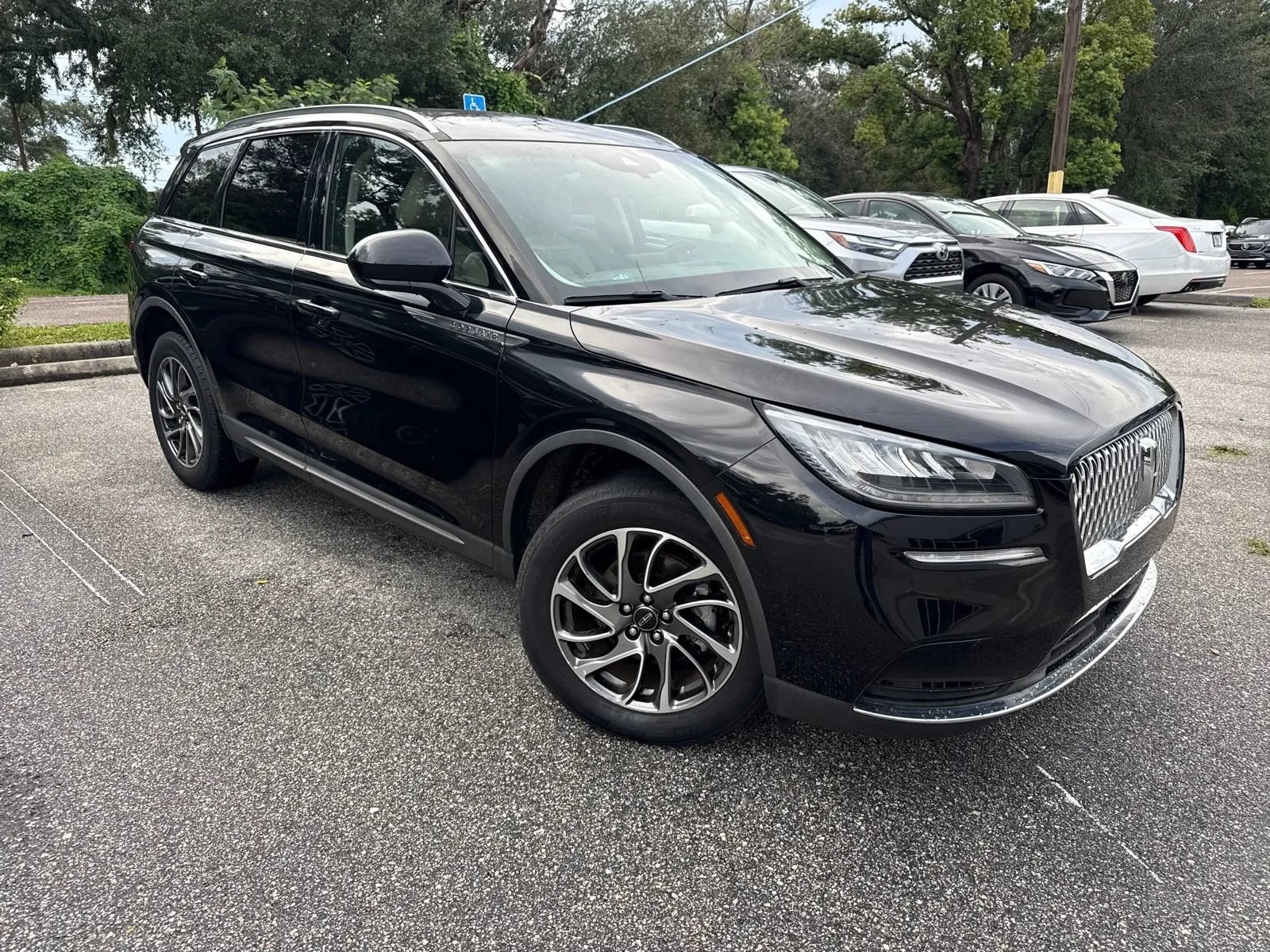 Used 2022 Lincoln Corsair FWD w/ Equipment Group 101A image 6