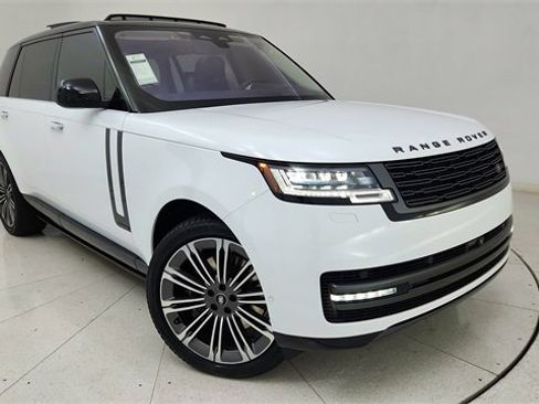 Used 2023 Land Rover Range Rover Long Wheelbase Autobiography image 1