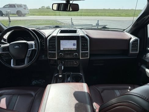 Used 2020 Ford F150 Platinum w/ Equipment Group 701A Luxury AWD/4WD image 14