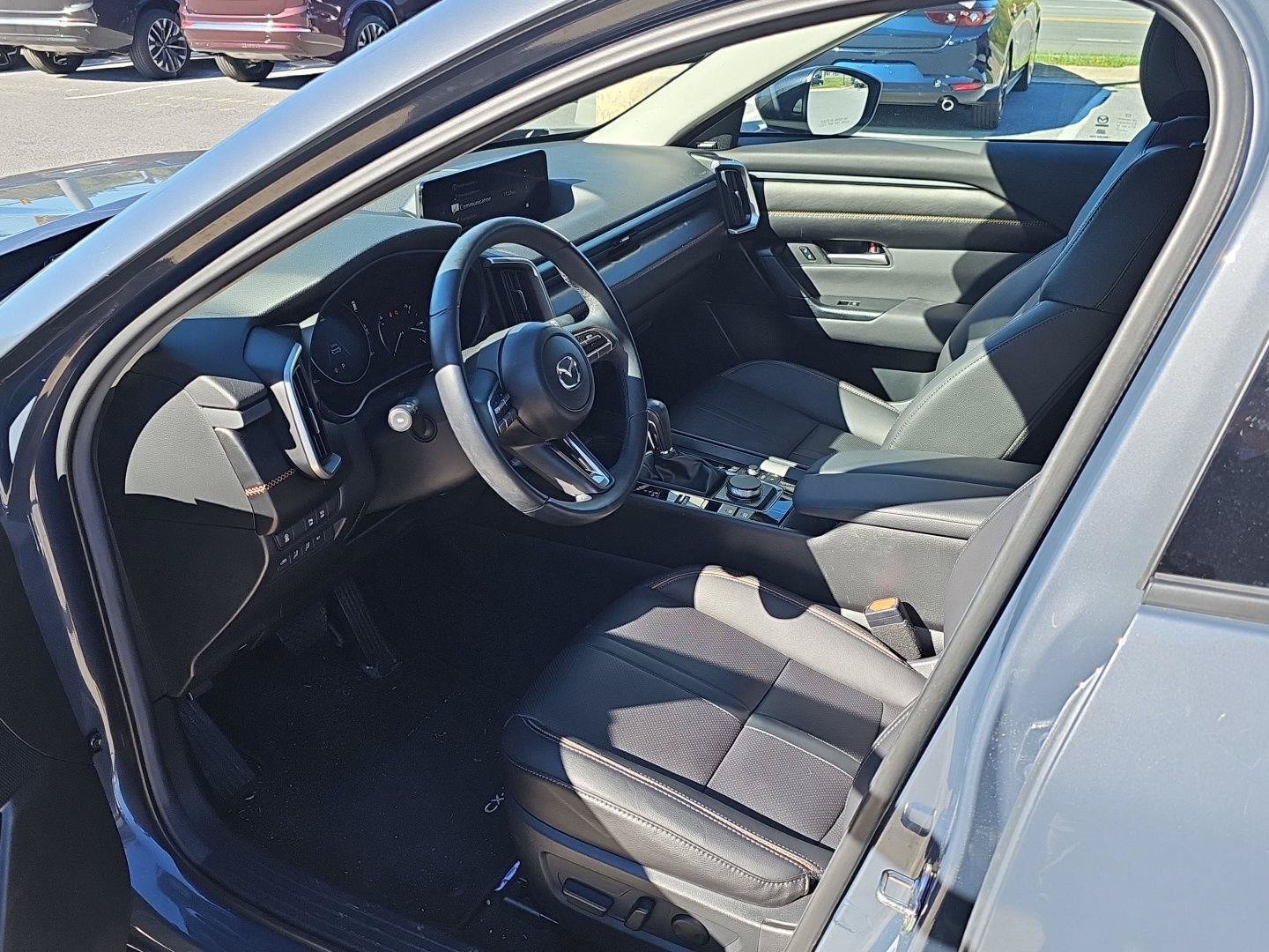 Used 2026 MAZDA CX-50 AWD 2.5 S w/ Cargo Package image 17