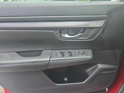 Used 2025 Honda CR-V LX image 24