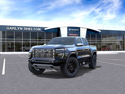 New 2026 GMC Canyon Denali w/ LPO, Denali Black Edition AWD/4WD image 8
