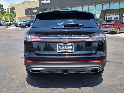 Used 2021 Lincoln Nautilus Reserve AWD/4WD image 4