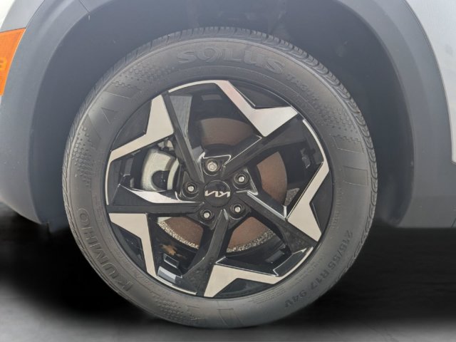Used 2025 Kia Seltos EX w/ EX Sunroof Package AWD/4WD image 9