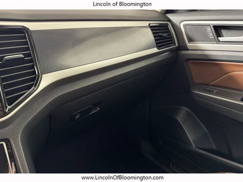 Used 2023 Volkswagen Atlas SEL R-Line image 45