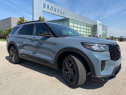 Used 2025 Ford Explorer ST-Line w/ Premium Package
