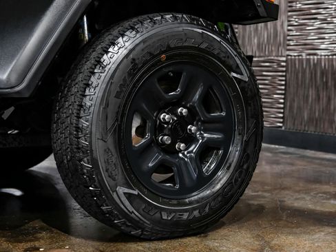 Used 2020 Jeep Wrangler Unlimited Sport AWD/4WD image 54