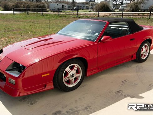 Used 1991 Chevrolet Camaro Z28 RWD image 6