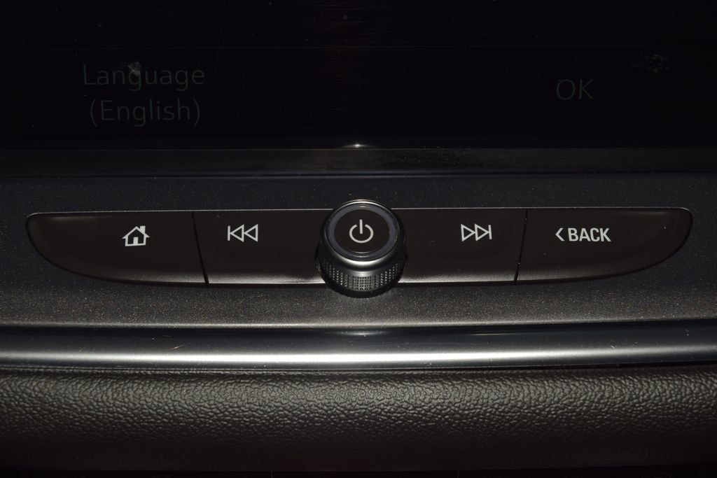 Used 2024 Chevrolet Blazer LT w/ Convenience Package FWD image 32