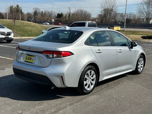 Used 2025 Toyota Corolla LE FWD image 6