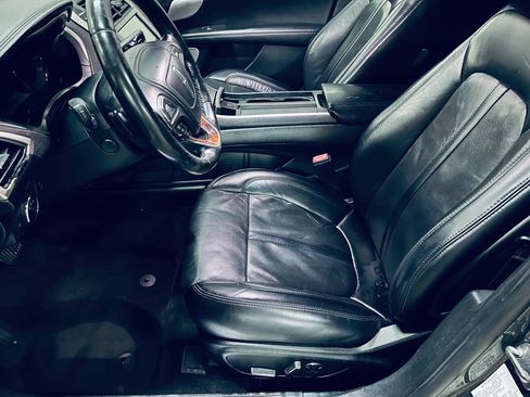 Used 2019 Lincoln MKZ Reserve w/ Luxury Package FWD image 17