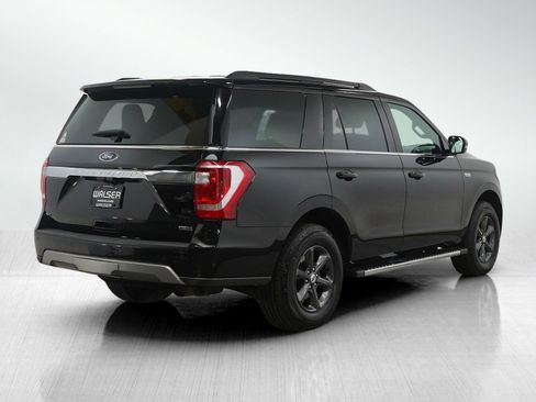 Used 2021 Ford Expedition XLT image 5
