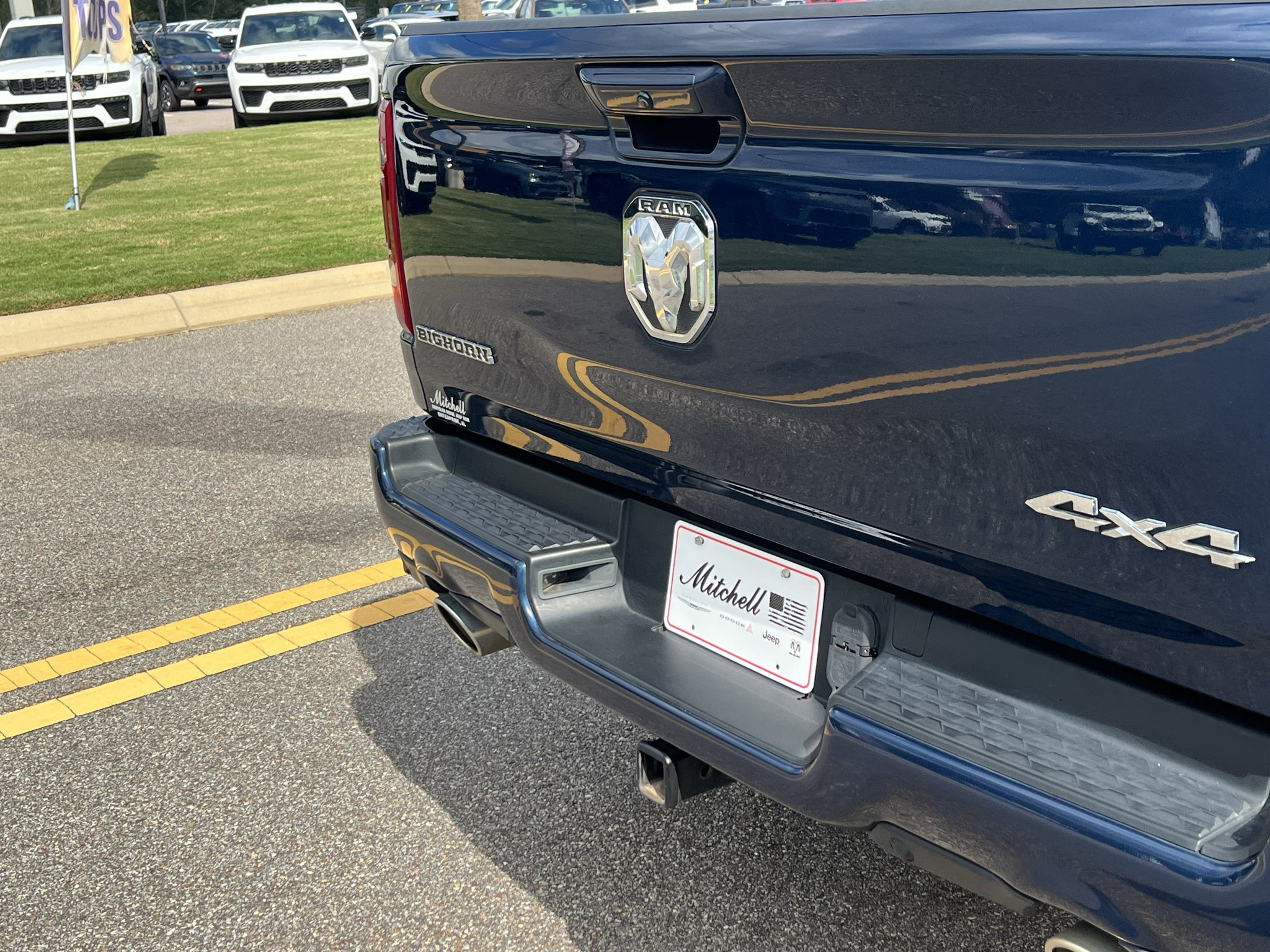 Used 2023 RAM 1500 Big Horn AWD/4WD image 6
