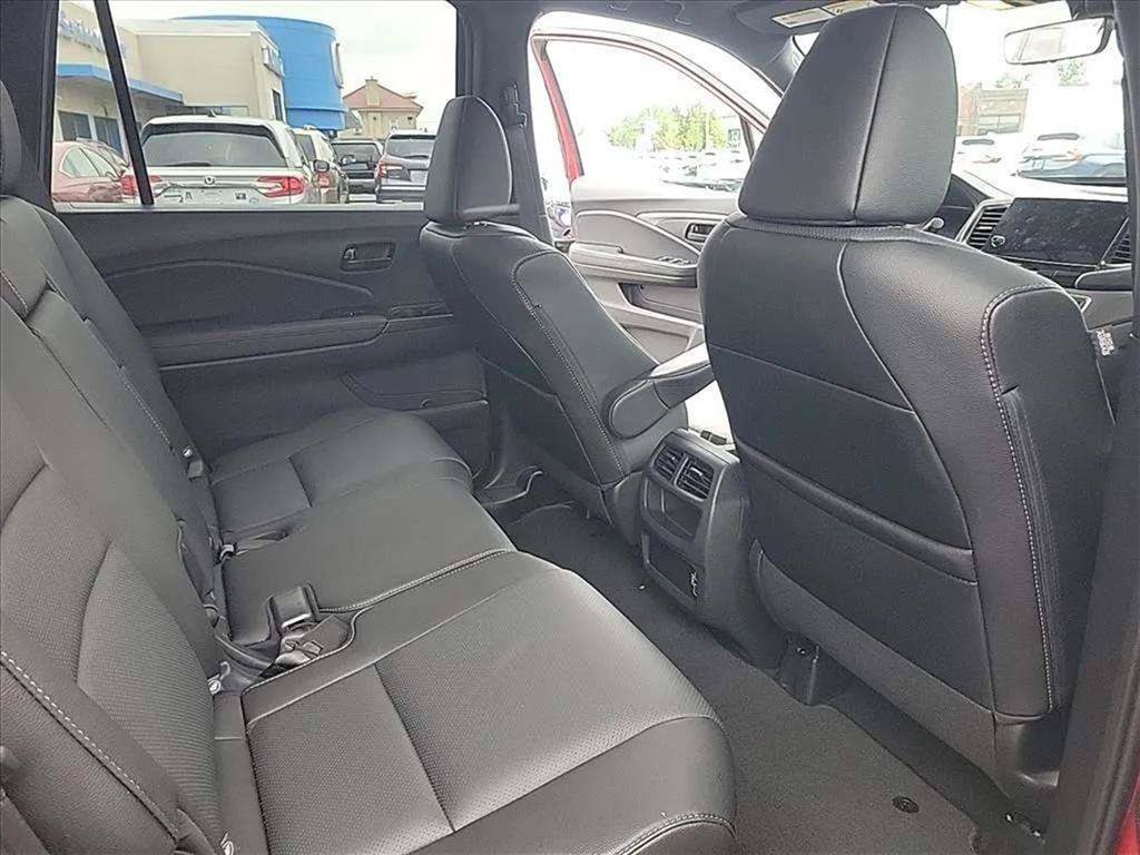 Used 2023 Honda Passport EX-L image 24