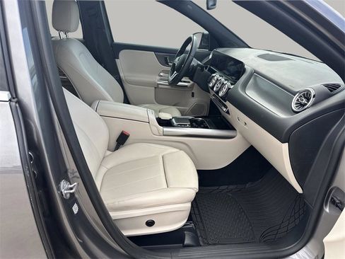 Used 2021 Mercedes-Benz GLA 250 image 14