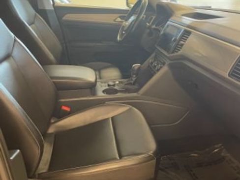 Used 2018 Volkswagen Atlas SE AWD/4WD image 18