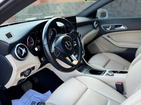 Used 2017 Mercedes-Benz CLA 250 image 43