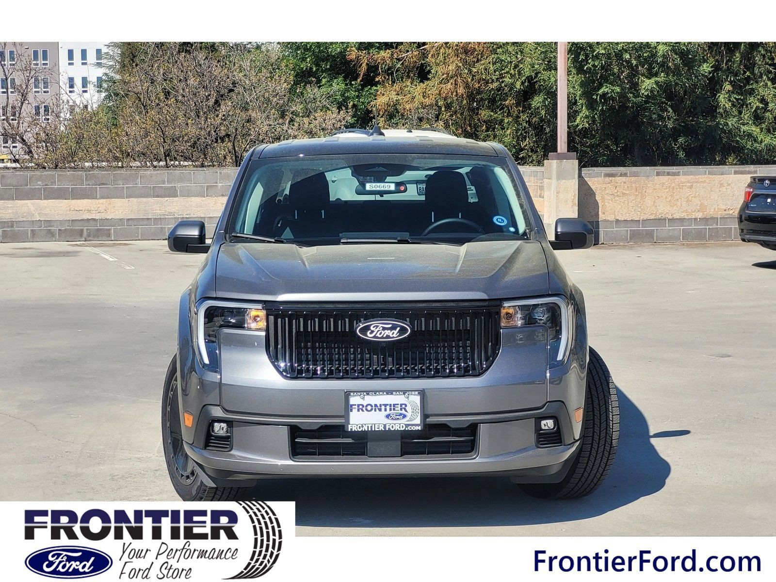 Used 2025 Ford Maverick Lobo AWD/4WD image 4