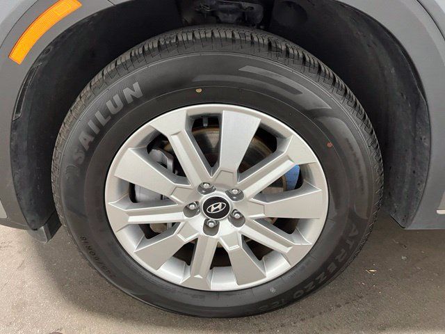 Used 2025 Hyundai Palisade SEL FWD image 28