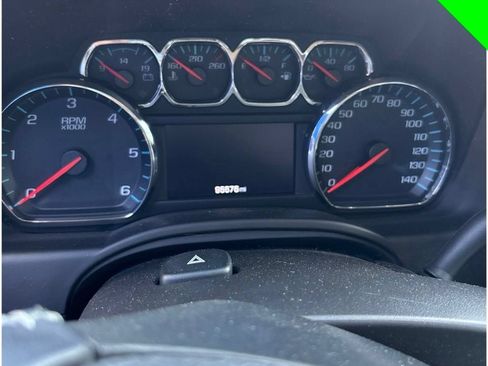 Used 2019 Chevrolet Tahoe LT RWD image 17