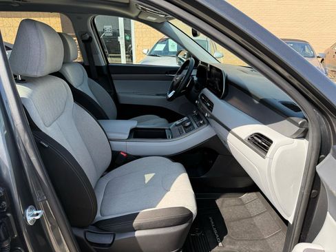 Used 2021 Hyundai Palisade SEL w/ Convenience Package image 13