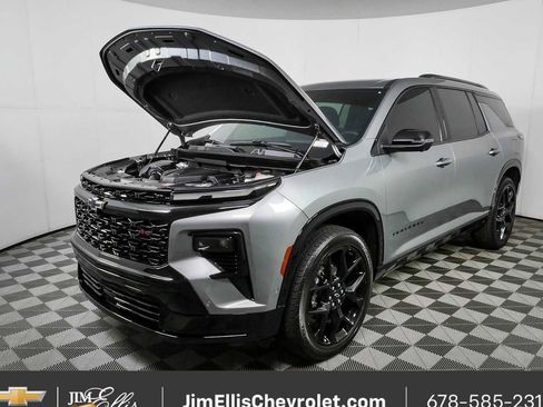 Certified 2024 Chevrolet Traverse RS FWD image 35