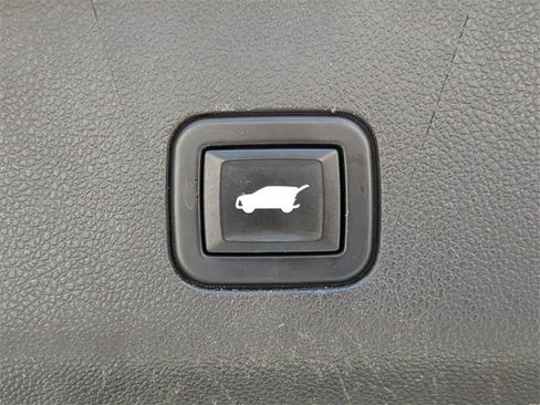 Used 2021 Chevrolet Tahoe RST image 10