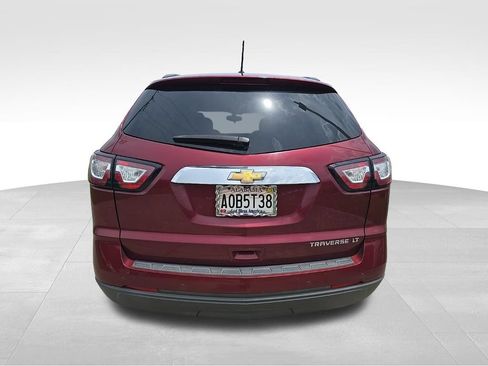Used 2015 Chevrolet Traverse LT FWD image 13