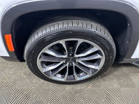 Used 2022 Jeep Wagoneer Series II w/ Premium Group I image 9