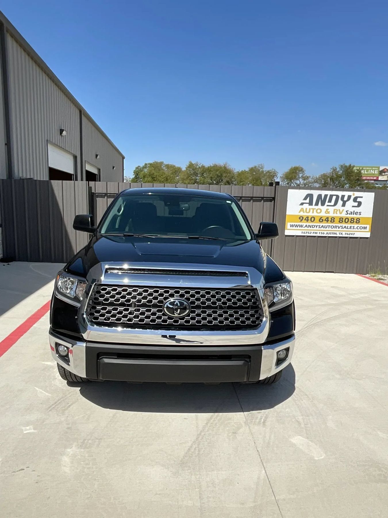 Used 2021 Toyota Tundra SR5 w/ SR5 Leather Package RWD image 2