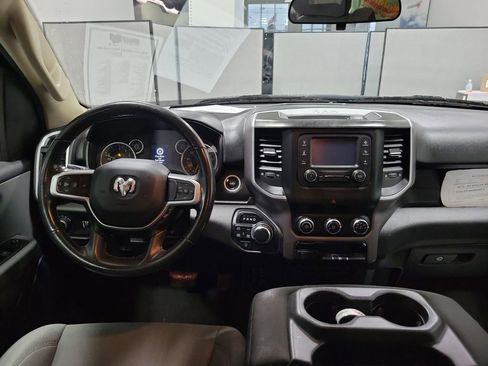Used 2020 RAM 1500 Big Horn image 3