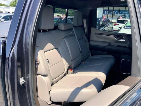 Used 2024 Chevrolet Silverado 1500 LTZ w/ LTZ Premium Package AWD/4WD image 21