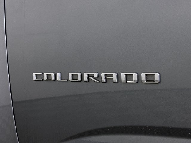 Used 2022 Chevrolet Colorado W/T AWD/4WD image 33