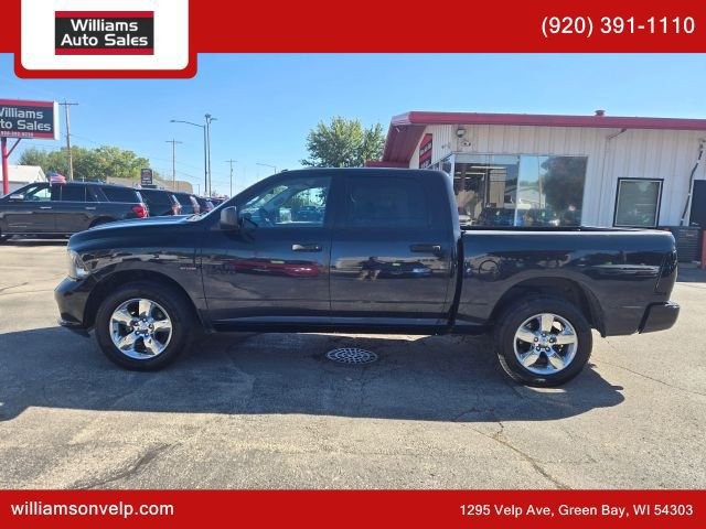 Used 2017 RAM 1500 Express w/ Black Ram 1500 Express Group AWD/4WD image 6