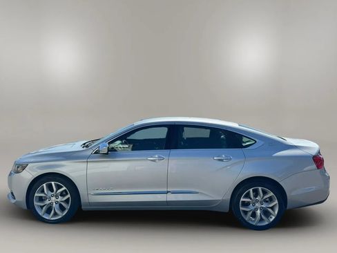 Used 2018 Chevrolet Impala Premier FWD image 3