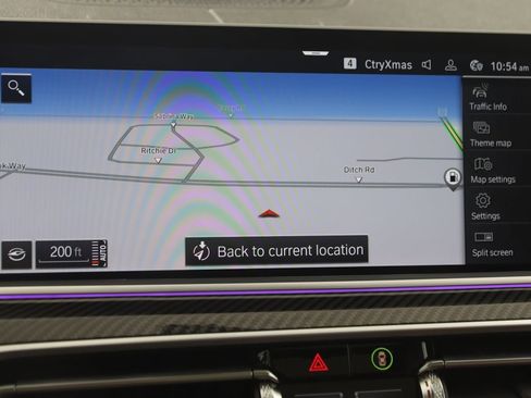 Used 2022 BMW X6 M50i w/ Executive Package image 9