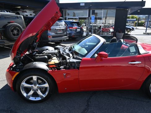 Used 2006 Pontiac Solstice Convertible w/ Power Package image 39