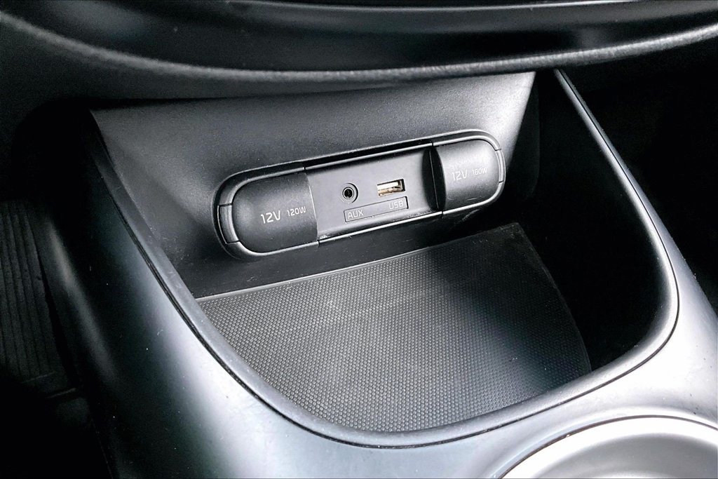 Used 2019 Kia Soul FWD image 25