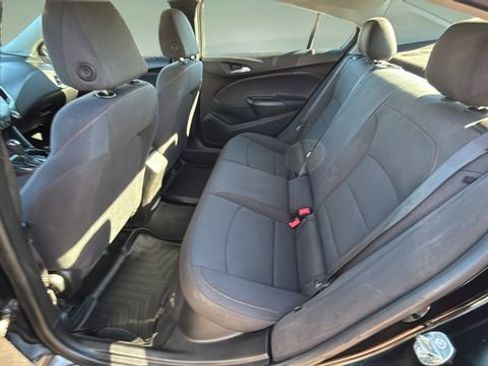 Used 2019 Chevrolet Cruze LS w/ LS Convenience Package image 19
