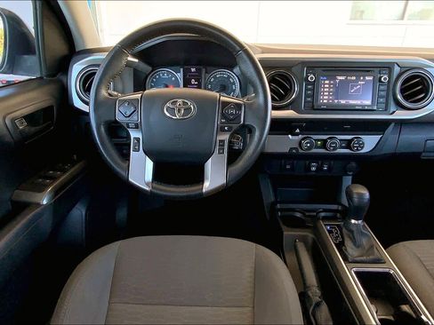 Used 2019 Toyota Tacoma SR5 image 6