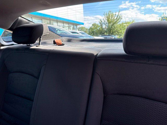Used 2023 Chevrolet Malibu RS FWD image 16