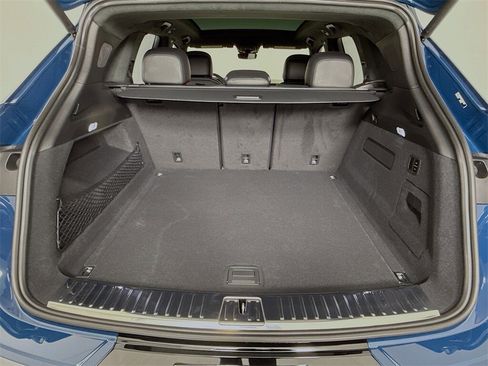 New 2026 Porsche Cayenne GTS image 32