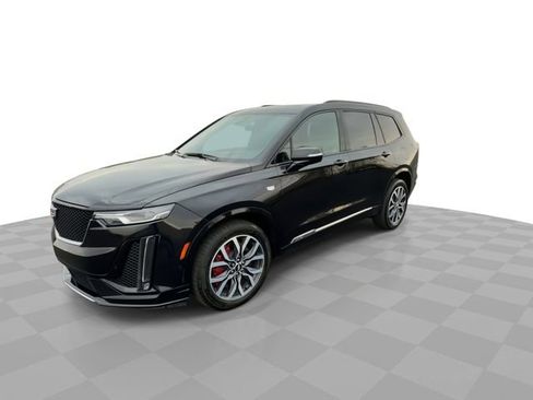 Certified 2024 Cadillac XT6 Sport w/ Technology Package AWD/4WD image 4