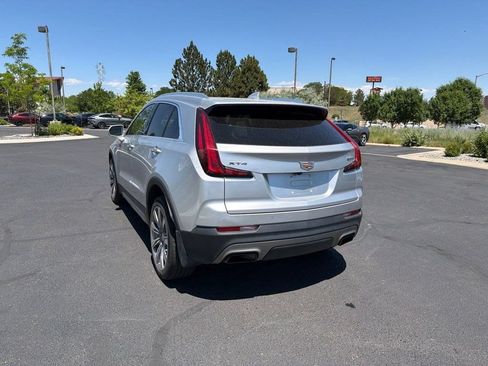 Used 2019 Cadillac XT4 Premium Luxury w/ Driver Assist Package FWD image 3